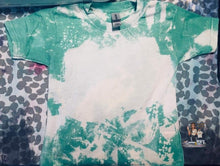 Load image into Gallery viewer, Wholesale Bleached Tees